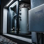 Panneau thermodynamique mural pour eau chaude, même en hiver